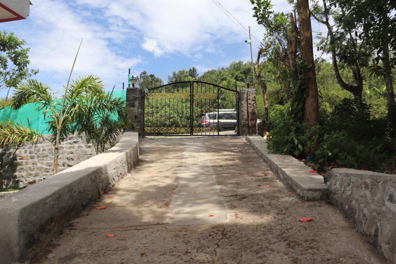 Pine Villa Garden Yercaud Exterior photo